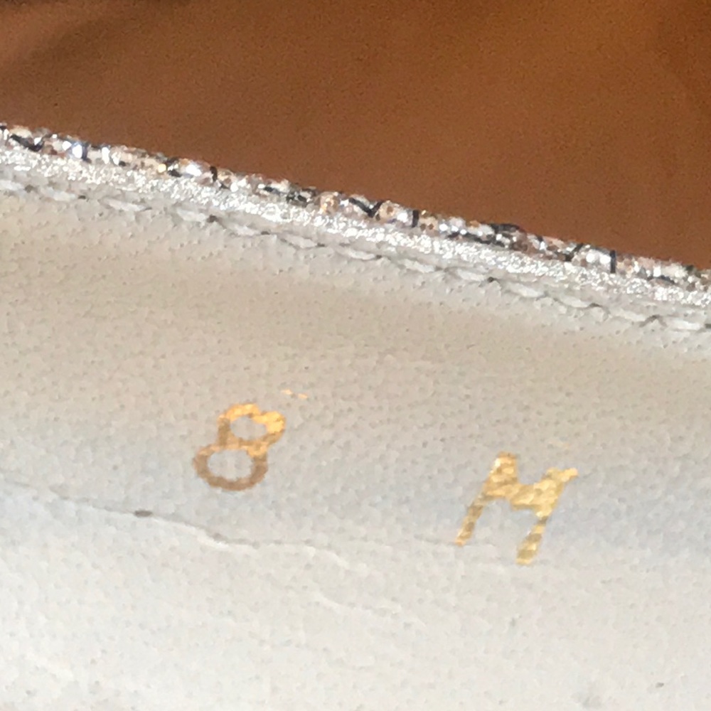 Stuart Weitzman Poco Pumps - image 7